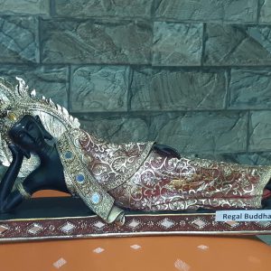 Exquisite Regal Buddha Statue Home decor